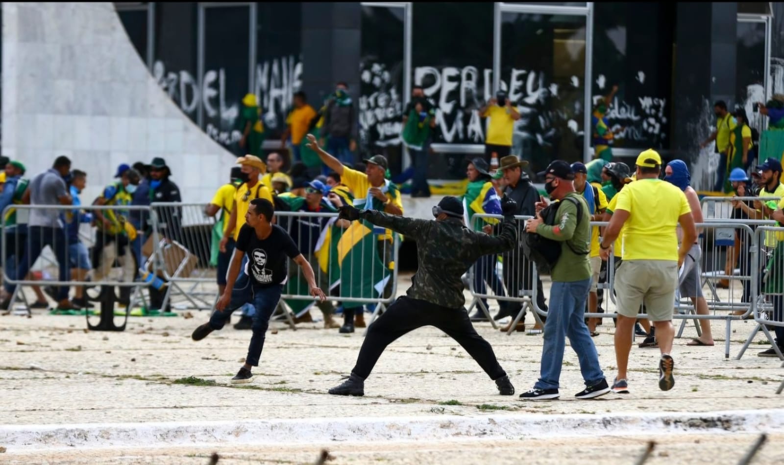 O Extremismo do bolsonarismo