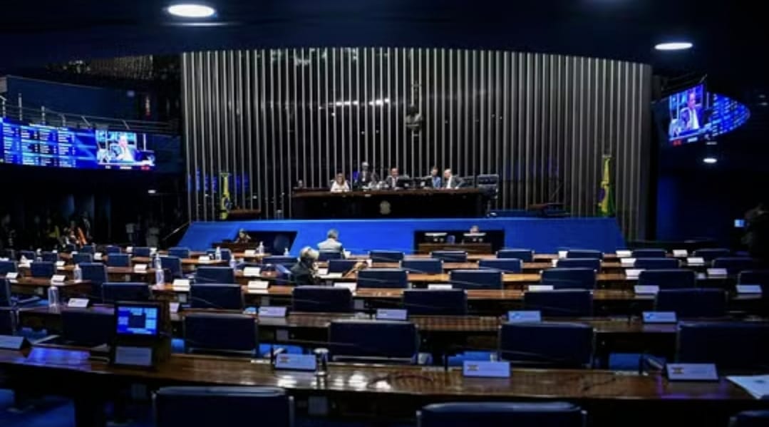 Crônica do Professor Antonio Glauber sobre as notícias do dia 21 de maio de 2025