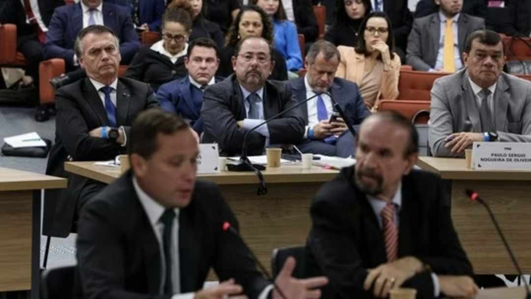 Crônica do Professor Antonio Glauber sobre as notícias do dia 09 de junho de 2025