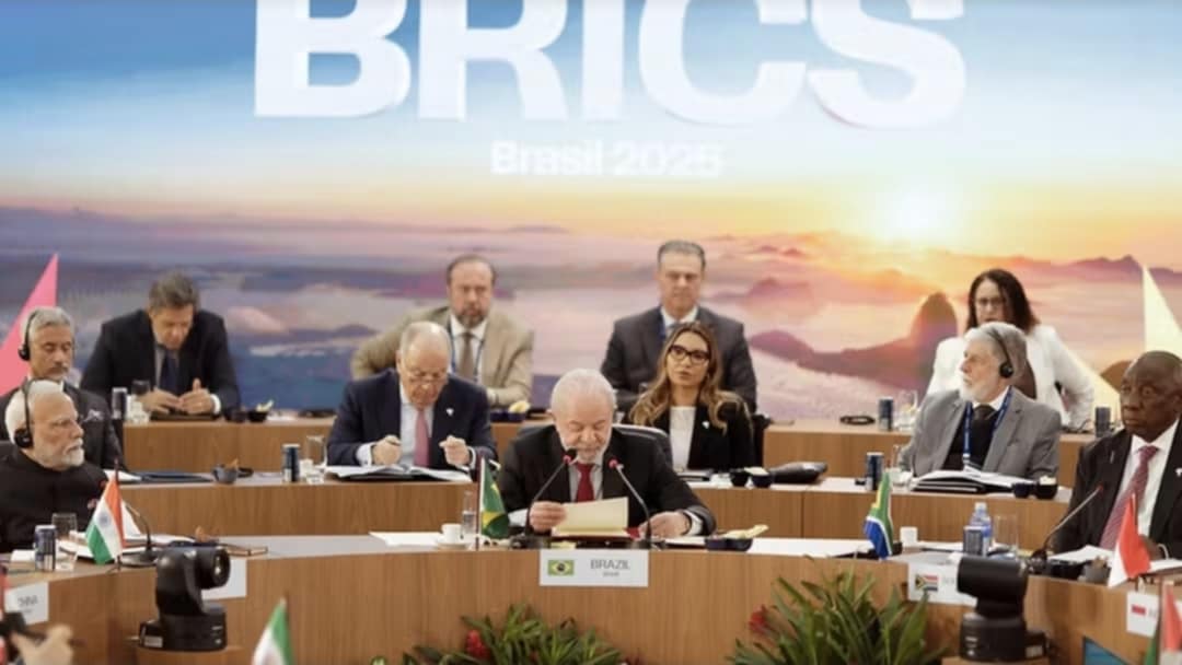 Crônica do Professor Antonio Glauber sobre as notícias do dia 06 de julho de 2025
