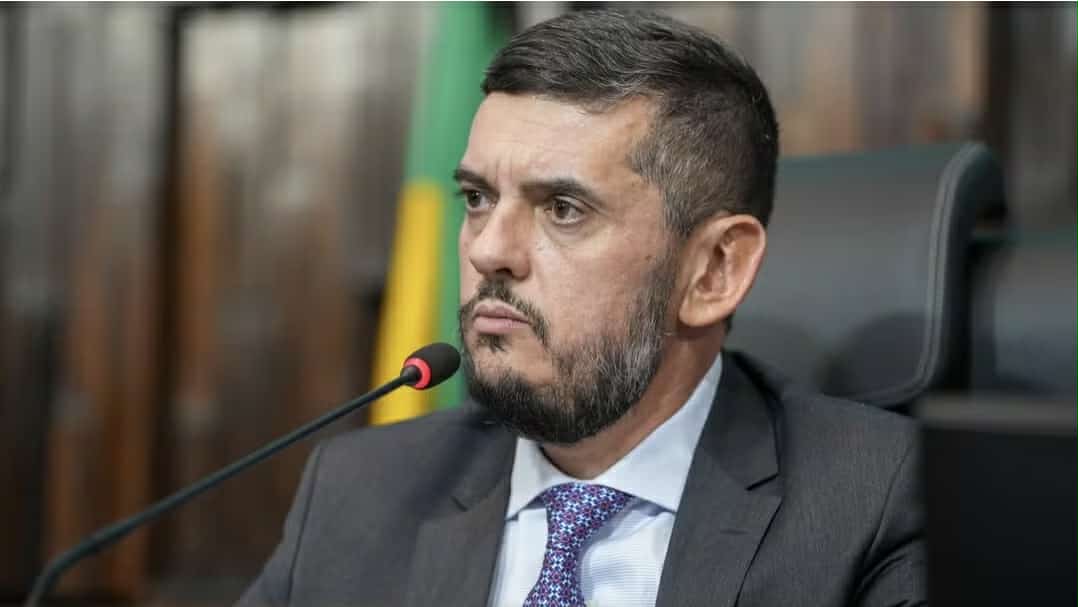 Crônica do Professor Antonio Glauber sobre as notícias do dia 03 de dezembro de 2025