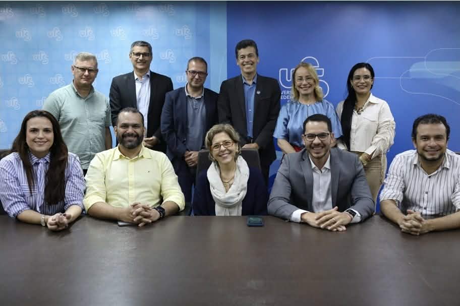 Crônica do Professor Antonio Glauber sobre as notícias do dia 19 de maio de 2026