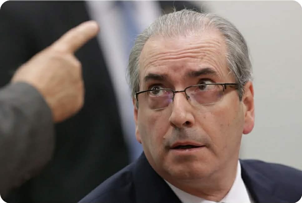 Crônica do Professor Antonio Glauber sobre as notícias do dia 12 de julho de 2026